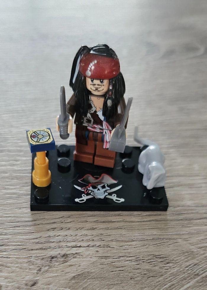 Minifigurine Pirate des Caraïbes (compatible Lego)