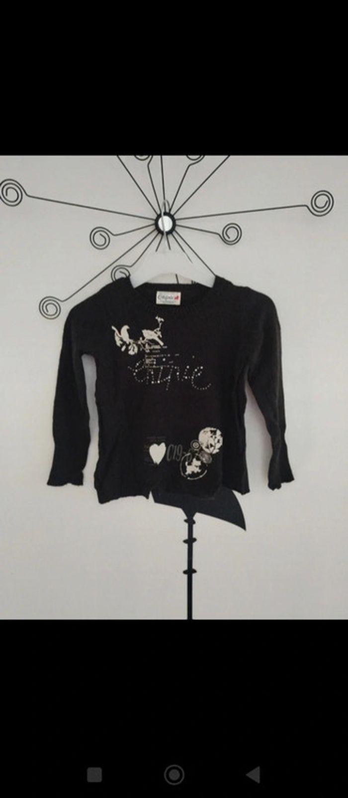 Joli pull asymétrique noir Chipie taille 4 ans - photo numéro 1