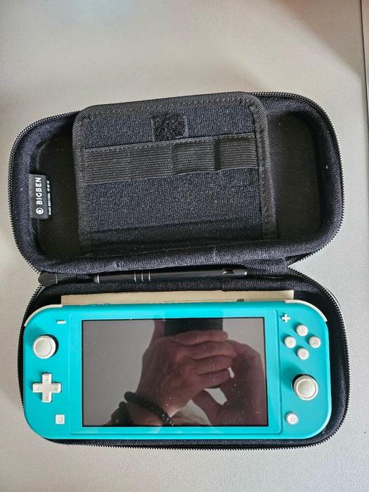 Nintendo Switch Lite - photo numéro 4