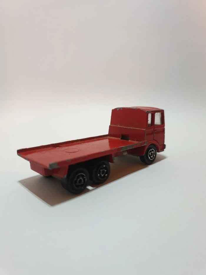 Majorette camion plateau Saviem rouge 1/100 Made in France 🇫🇷 - photo numéro 6