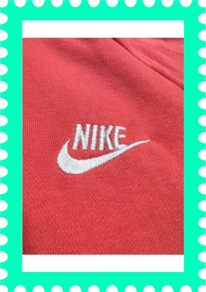 👕 Sweat à capuche Nike logo brodé Rose Taille M 👕 - photo numéro 7