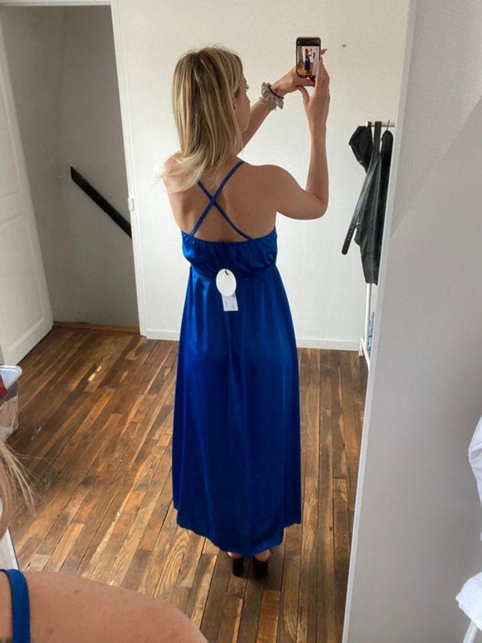 Robe longue bleue - photo numéro 3