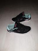 Basket Reebok noir rose et turquoise