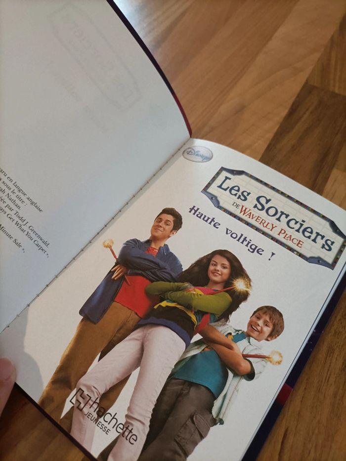 Livre Les sorciers de Waverly Place tome 1 - bibliothèque rose - photo numéro 5