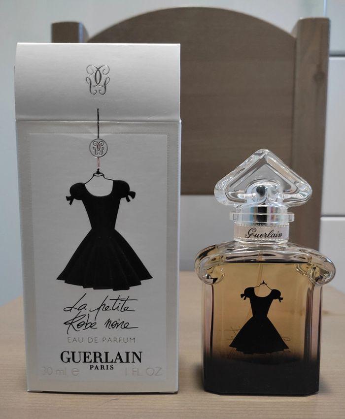 Eau de parfum "La petite robe noire" 30 mL Guerlain NEUF