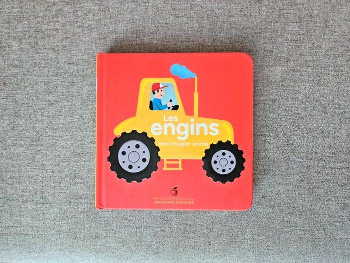 Livre " Les engins " - photo numéro 1