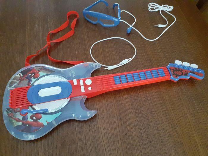 Guitare électronique Spider-Man - photo numéro 1