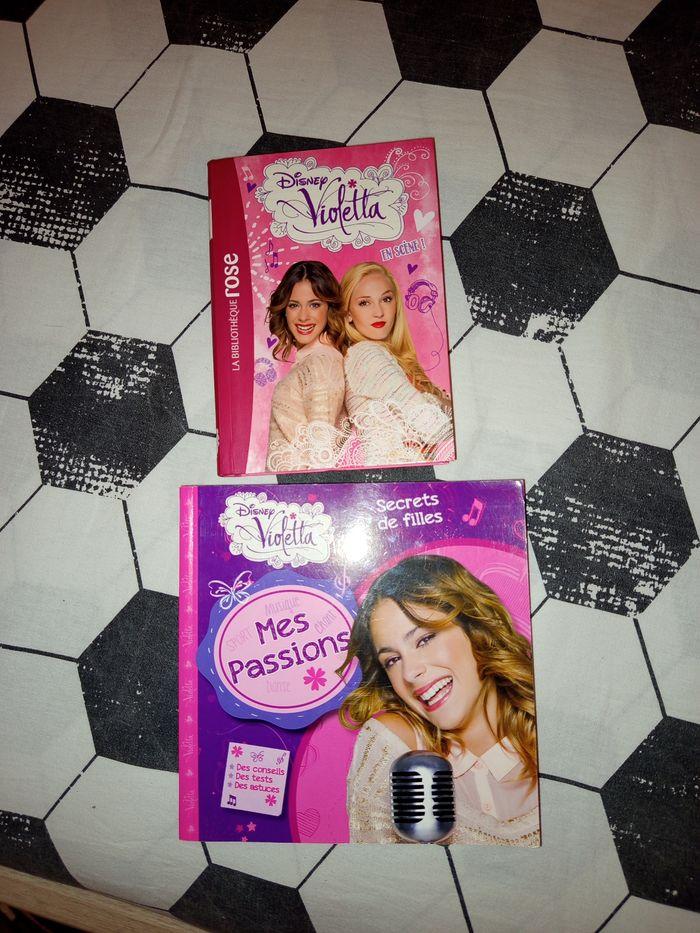 Livre Disney violetta - photo numéro 1