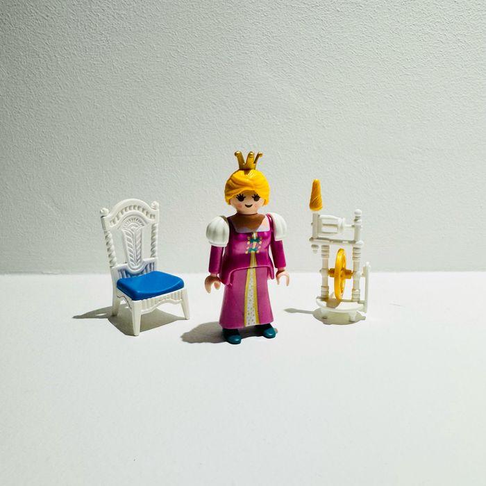 Playmobil Special Plus n.4790 - Princesse/ Reine avec rouet - photo numéro 1