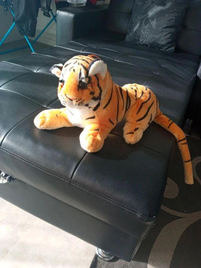 Magnifique peluche tigre neuve - photo numéro 4