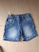 Short bleu 8 ans réglable à la taille