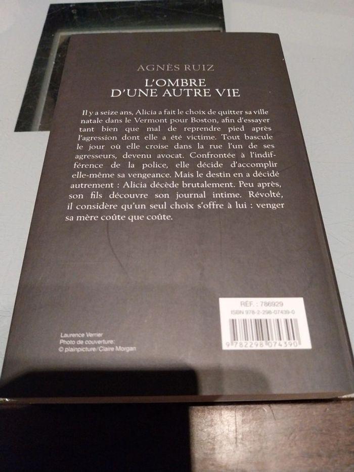 L'ombre d'une vie - photo numéro 2