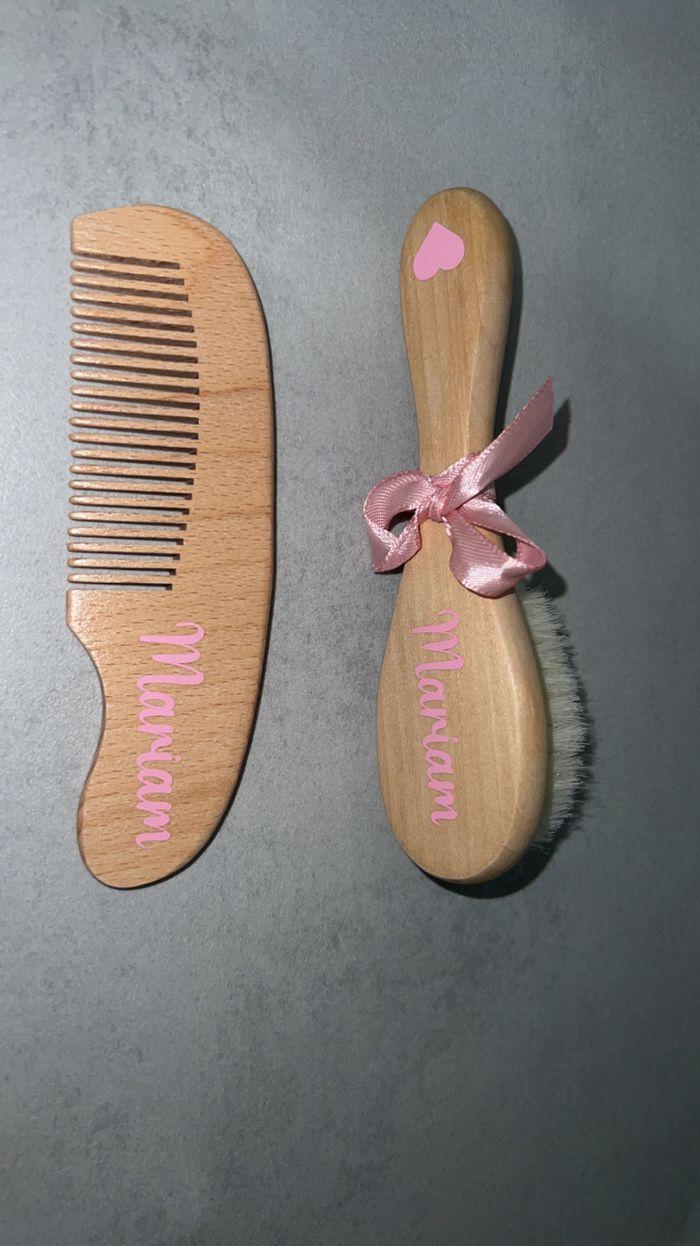 Lot brosse + peigne en bois personnalisés - photo numéro 6