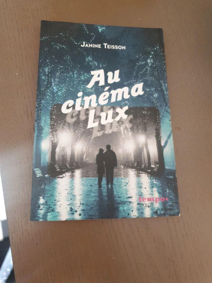 Livre Au cinéma Lux dédicace de l'auteur - photo numéro 1