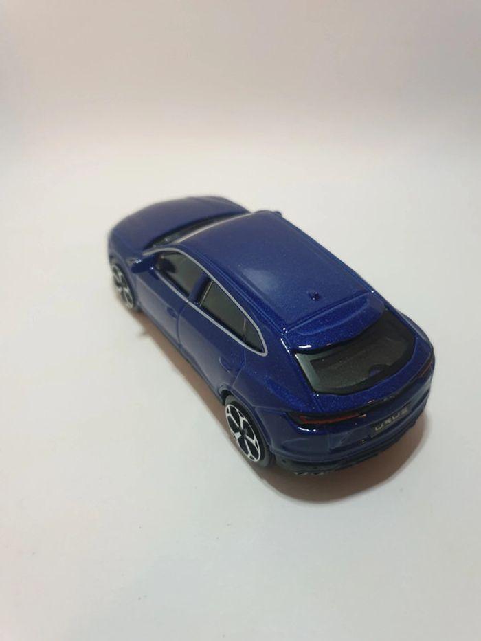 Lamborghini Urus 1/43 Bleu - Burago - photo numéro 15