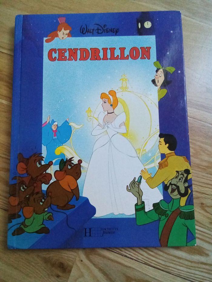 Livre cendrillon Walt Disney - photo numéro 1