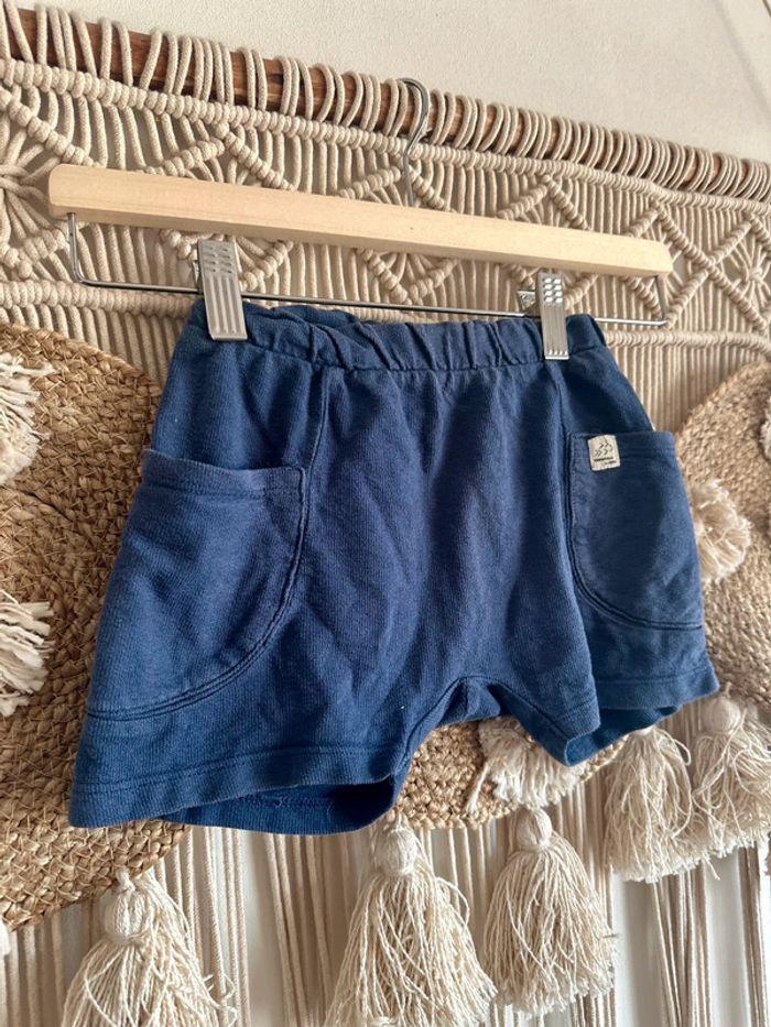 Short marine Zara 12/18 mois - photo numéro 1