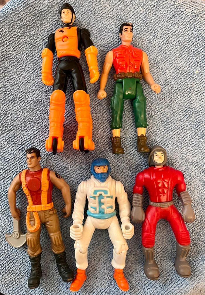 Action Man 2002-2003 Hasbro - lot de 5 figurines articulées de 10cm - photo numéro 1