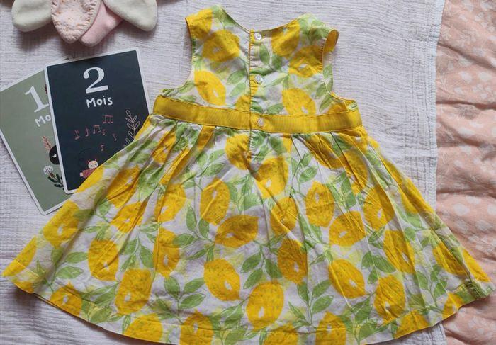 Robe d'été 🍋 12 mois - photo numéro 5