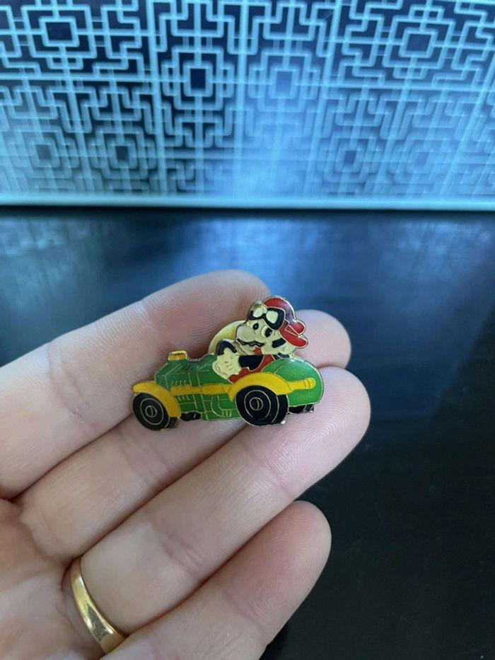 Pin’s Vintage Mario Nintendo 1988