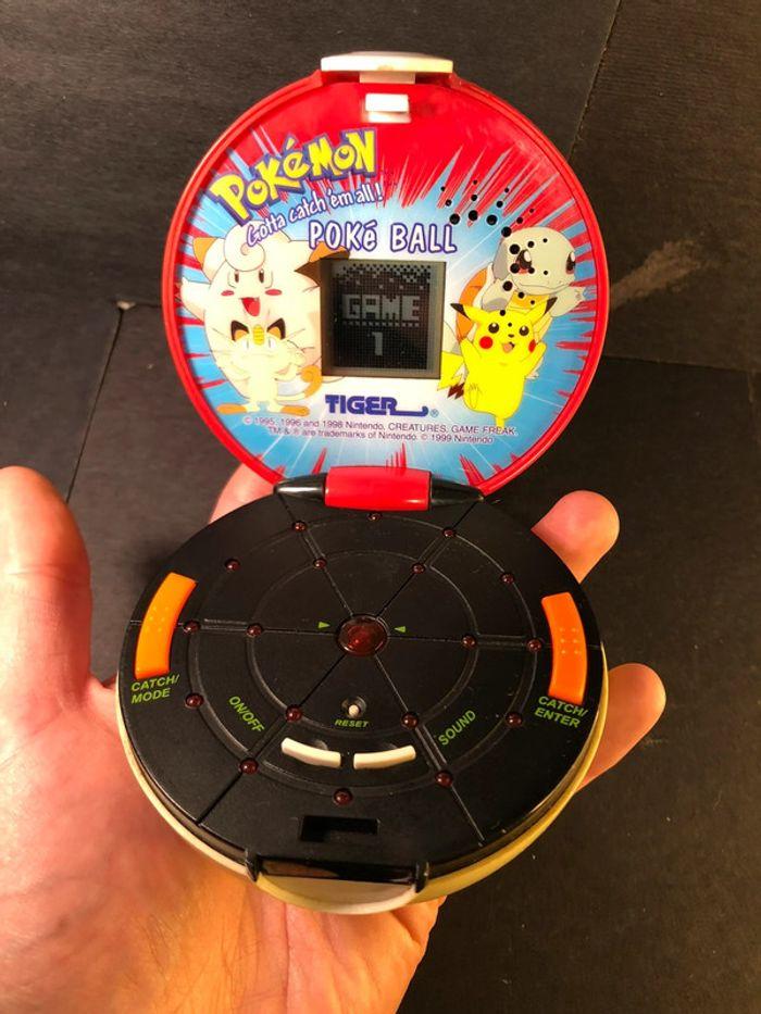 Pokémon poke ball Tiger électronics vintage 1998 1999 jeux électronique - photo numéro 1