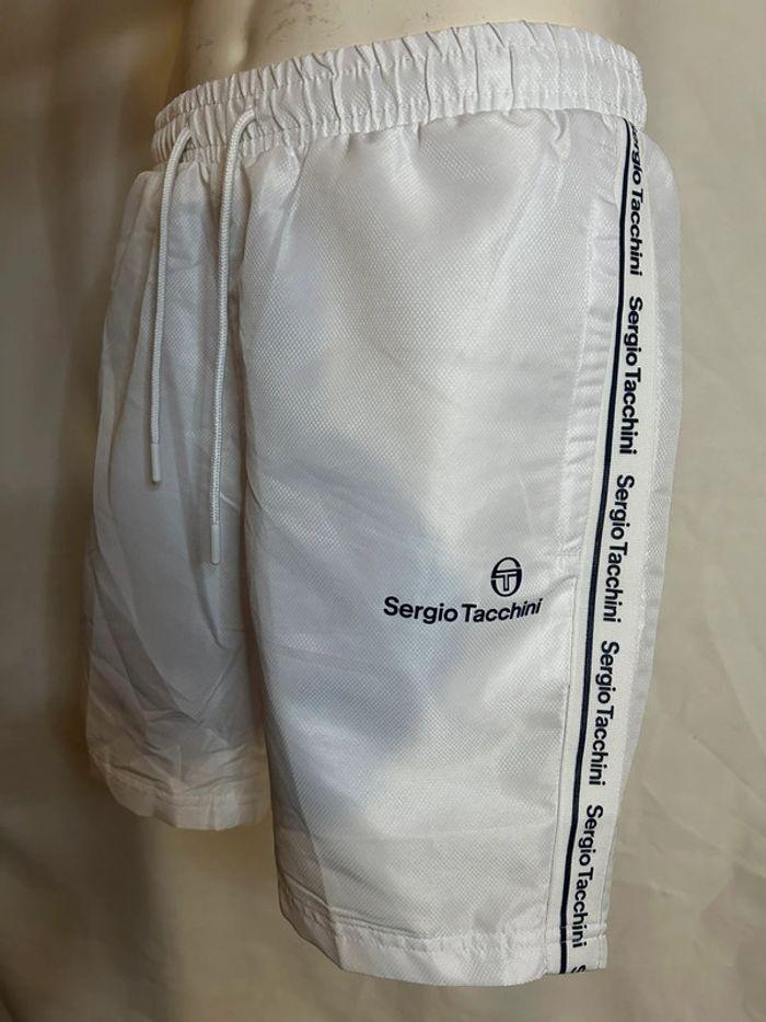 Short Sergio tacchini - photo numéro 1