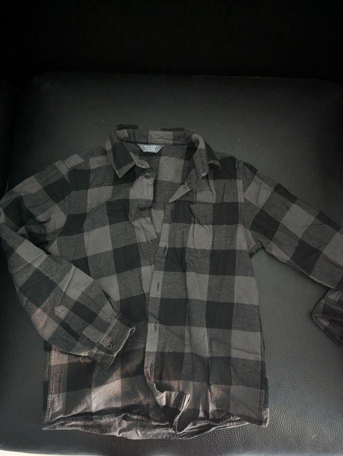 Chemise à carreaux