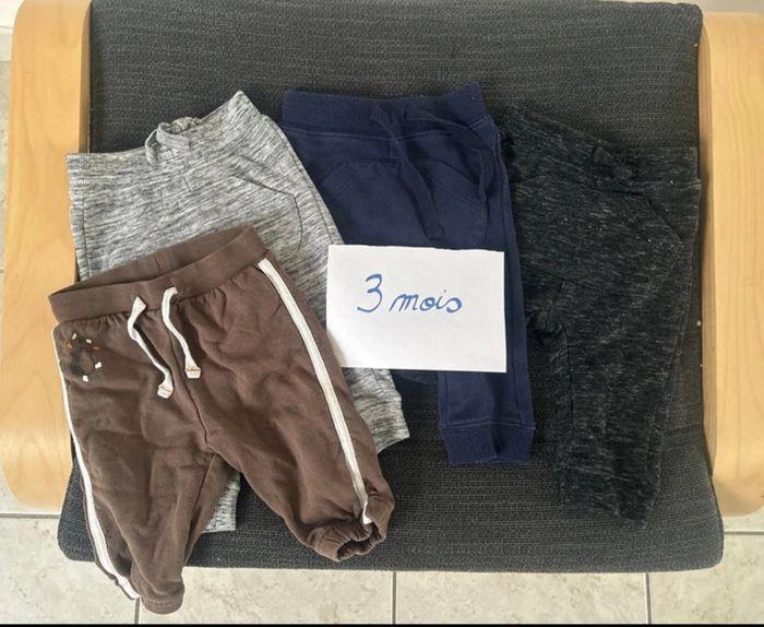 Lot 4 pantalons 3 mois