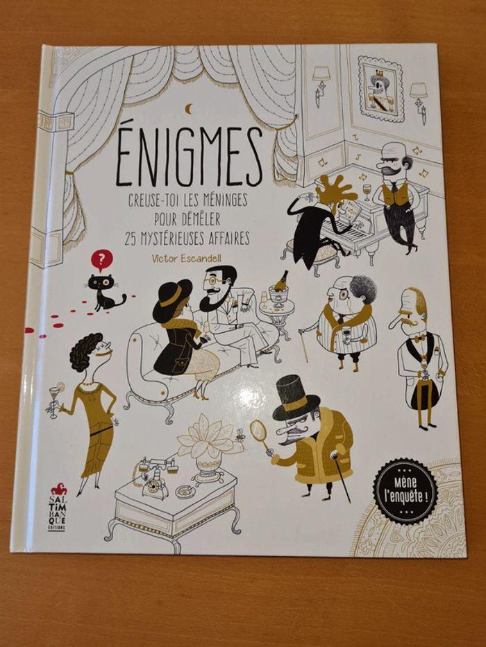 Livre Énigmes en excellent état 
Éditions Saltimbanque - photo numéro 1