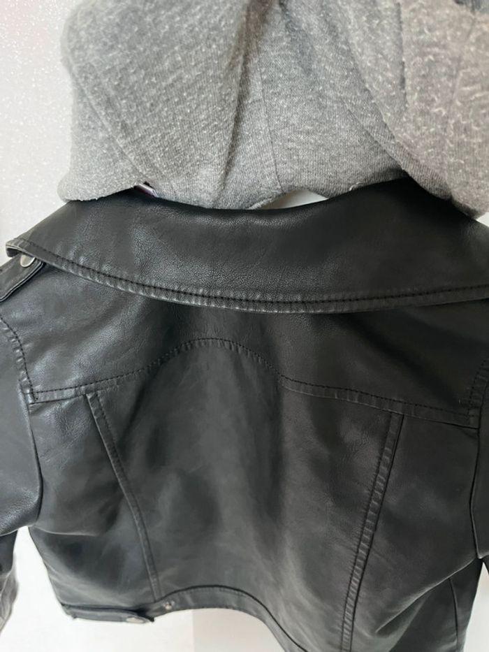 Veste en cuir à capuche Zara 2-3 ans - photo numéro 4