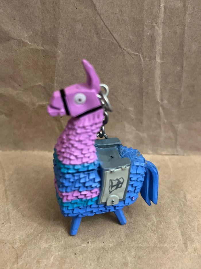 Porte-clés original Fortnite Loot Lama 6 cm - photo numéro 1