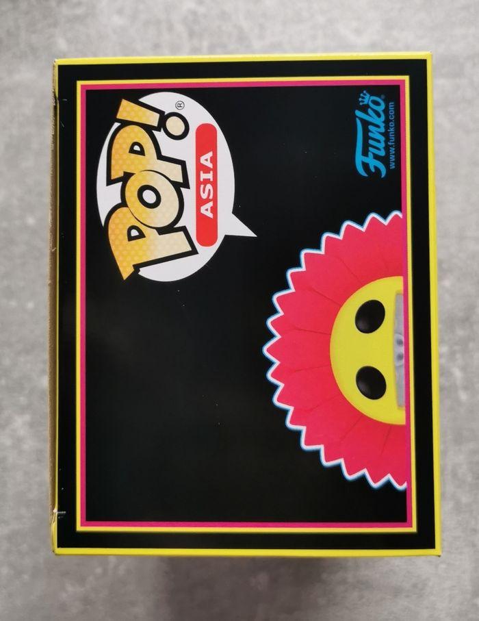 Funko Pop Asia Ron English Growing Grin Sunflower Blacklight Future City Exclusive - photo numéro 6