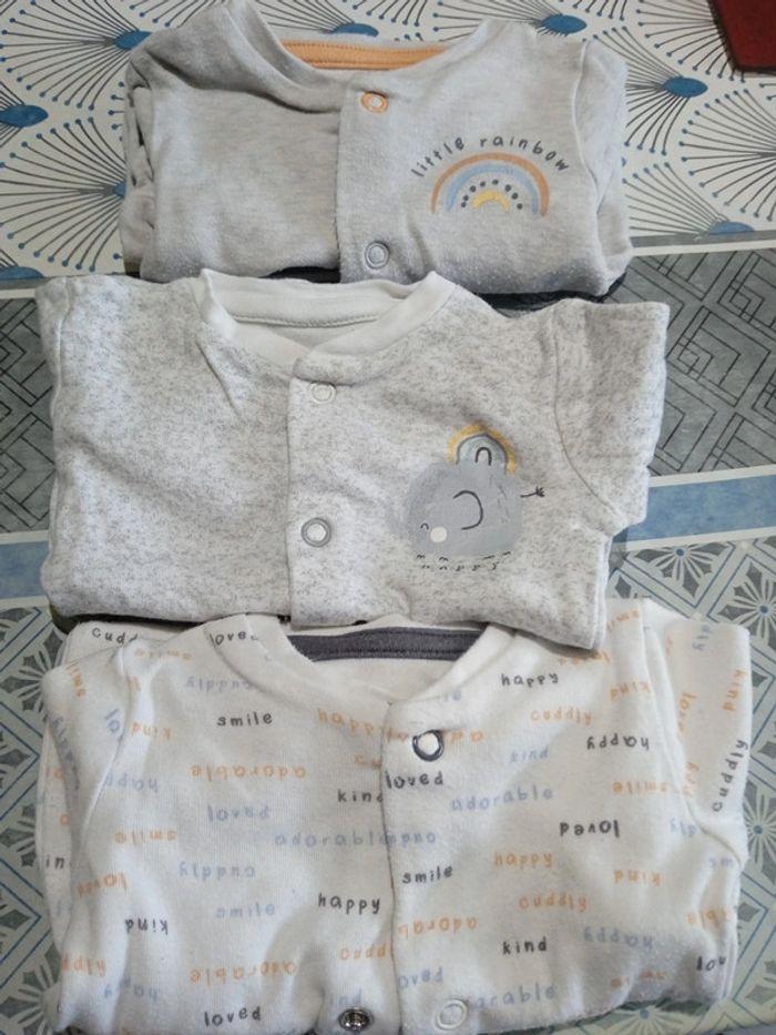 Lot de 3 pyjamas - photo numéro 1