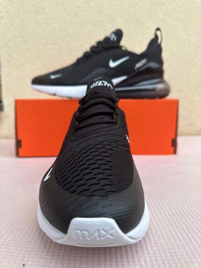 Nike air Max 270 taille 44,5 - photo numéro 2