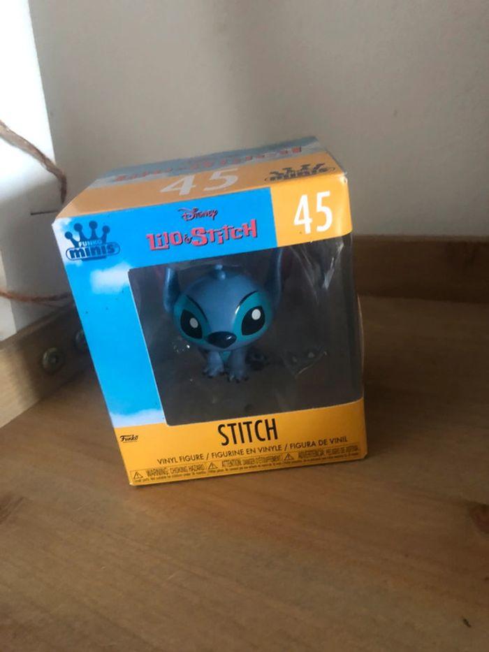 Petite figurine stitch disney