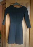 Jolie robe pull and Bear taille 36.