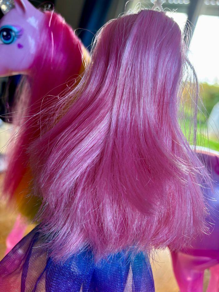 Barbie licorne magique - photo numéro 6