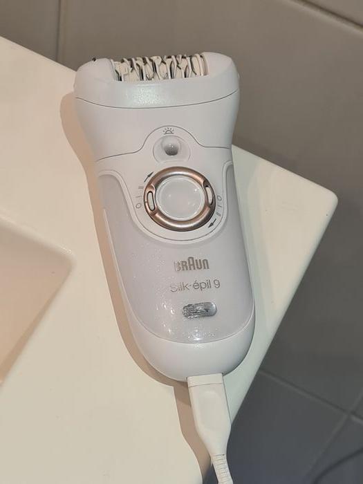 Epilateur Braun Silk-épil 9, 40 pincette, sans fil, Type 5377 complet avec chargeur - photo numéro 2