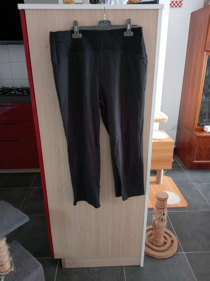 Pantalon détente droit taille 44 - photo numéro 1