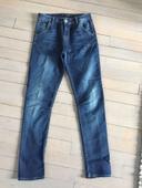 Jeans kaporal forme carott