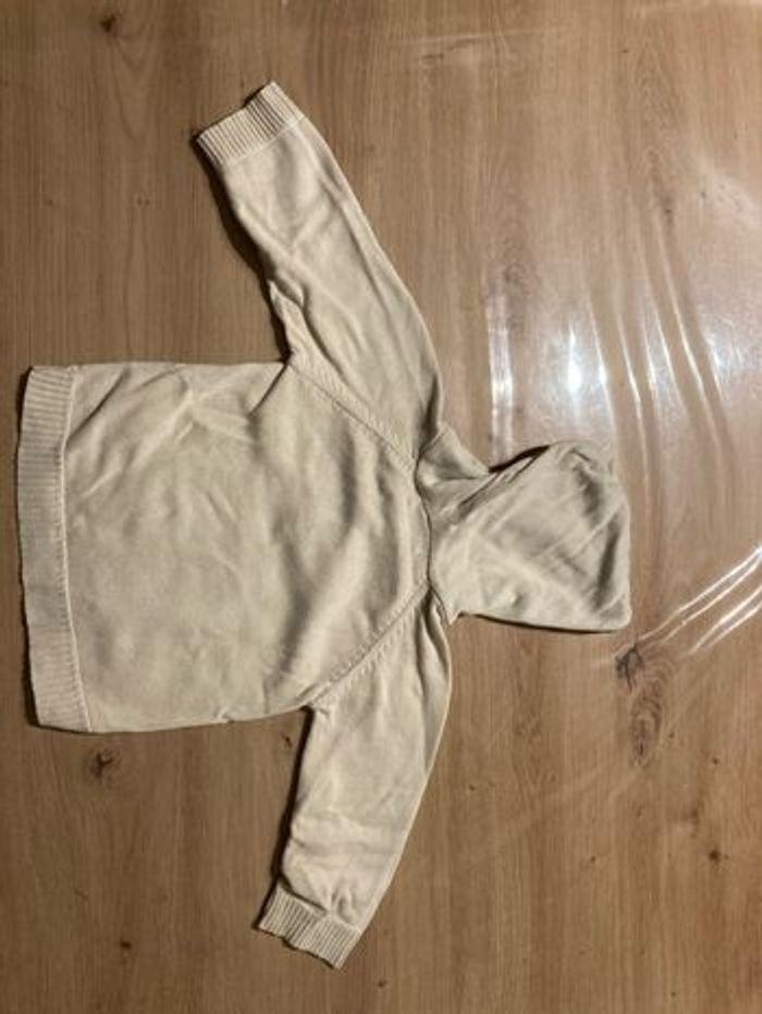 Vend pull beige 12 mois verbaudet - photo numéro 2