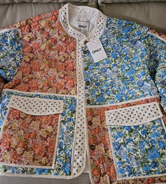 Veste matelassé fleuri only - photo numéro 2