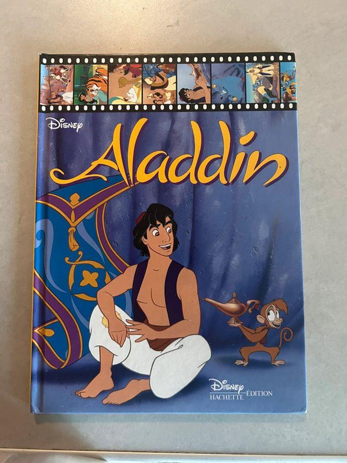 Livre hachette édition Aladdin - photo numéro 1