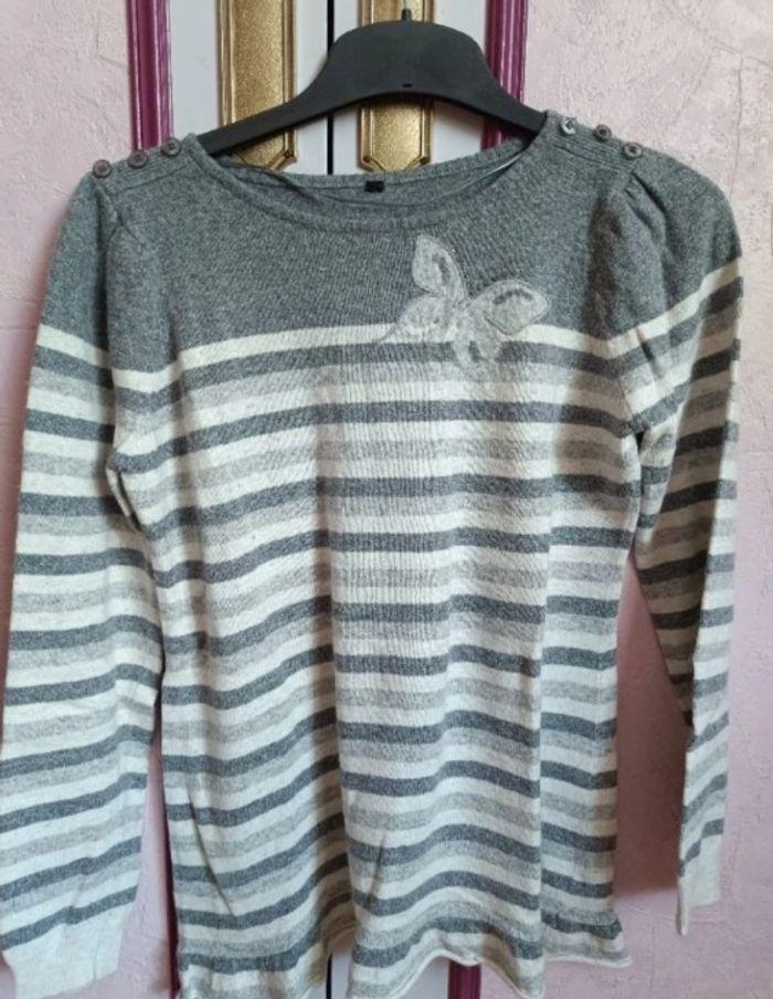 Pull " ONU22" gris- blanc en T.40 ( 20% laine) - photo numéro 2