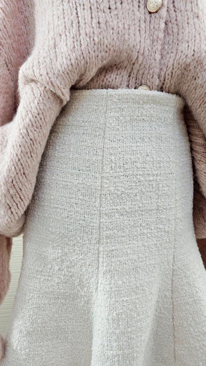 Jupe taille haute bouclette tweed plissée blanche H&M - photo numéro 3