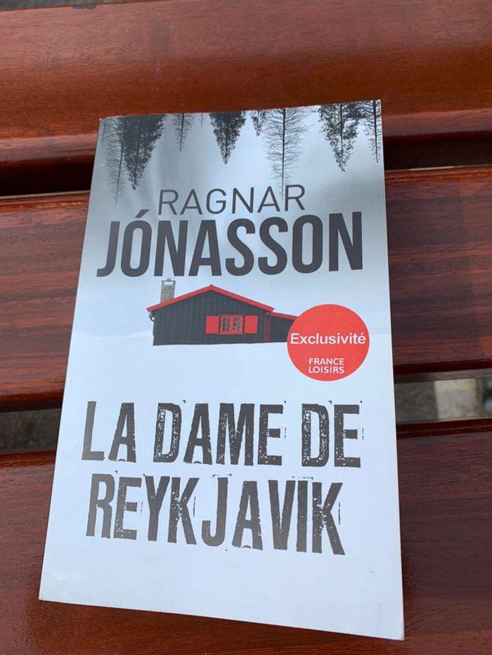 La dame de Reykjavik 📖 livre 📕 - photo numéro 1