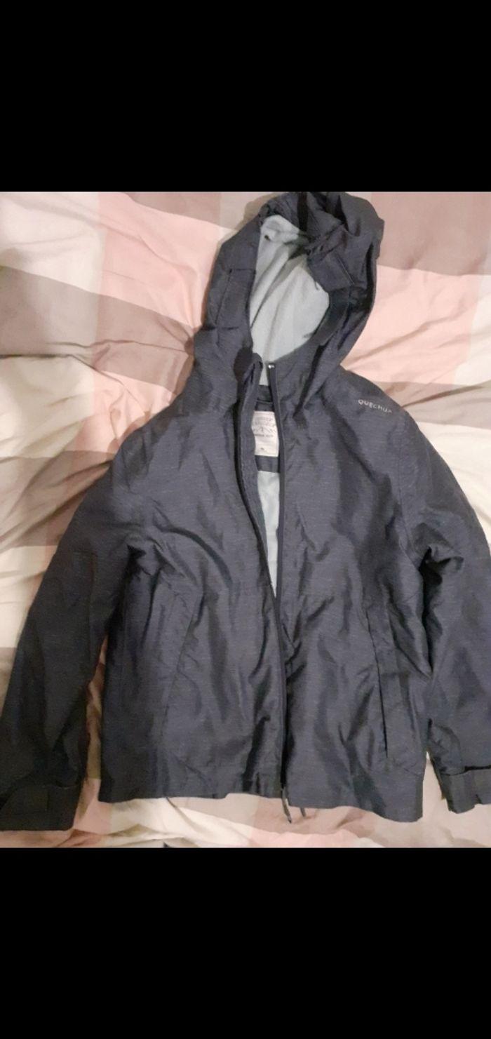 Lot de 4 blousons/ vestes garçon  8 ans  DPAM,  QUECHUA..23€ - photo numéro 2