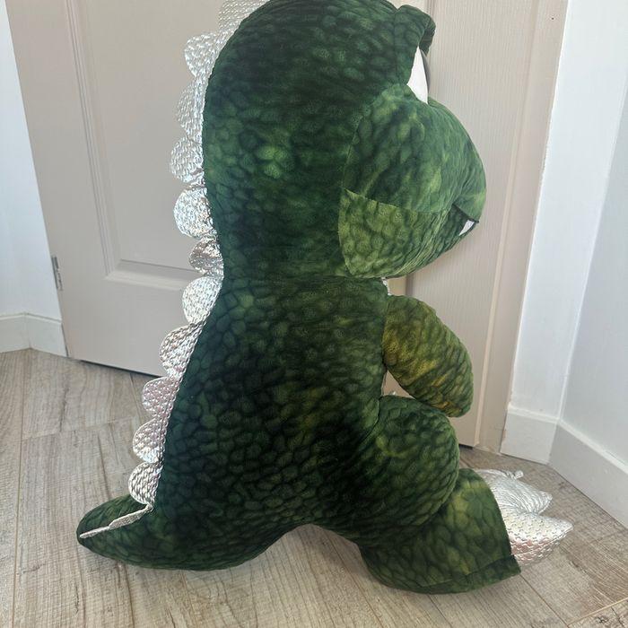 Peluche dinosaure 🦖 - photo numéro 4