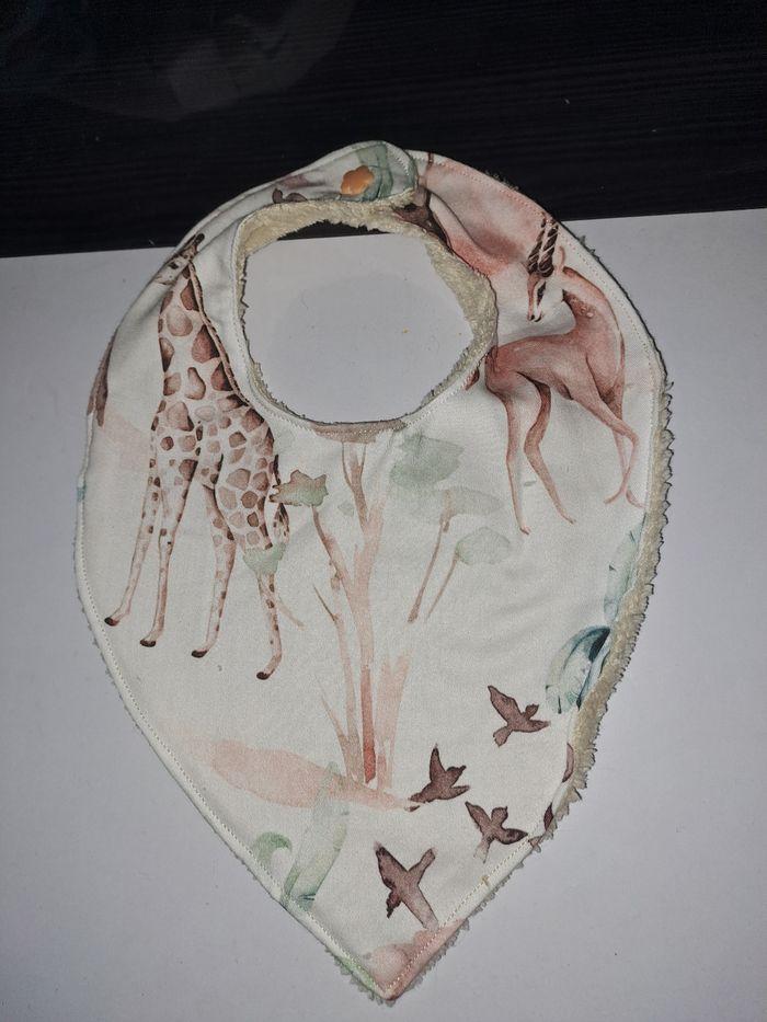 Bavoir bandana fait main girafe et antilope - photo numéro 1