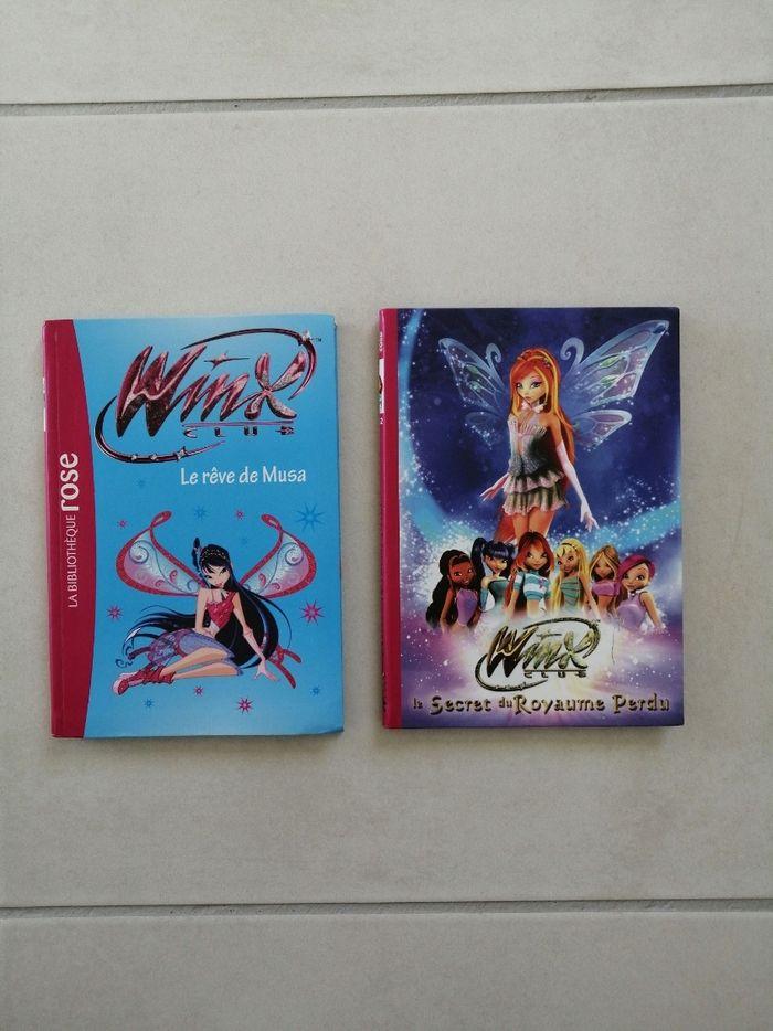 Lot 2 livres Winx - photo numéro 1